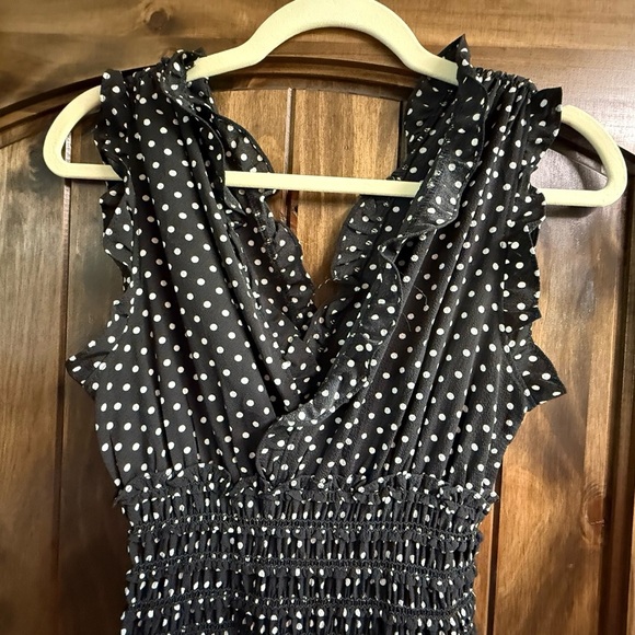 Max Studio Black & White Polka Dot Jumpsuit – Smocked Waist, Ruffle Sleeves, XS - Picture 4 of 7